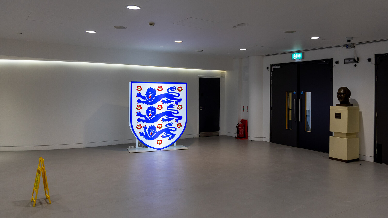 The three lions crest