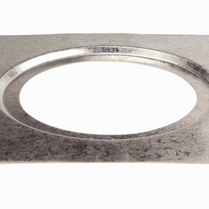 Frost Bearing pan for large sump roof assemblies